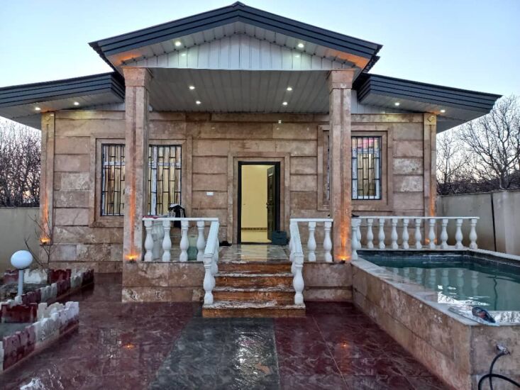 نمونه اجرای سقف شیبدار ویلایی با ورق گالوانیزه رنگی
